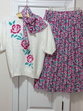 Andrea Gayle Vintage 80's Pink Green Rose Print Skirt Set